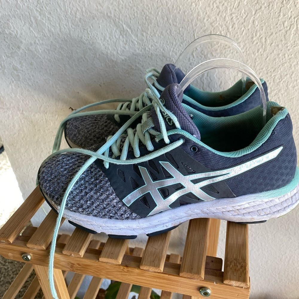 ASICS‎ - Picture 5 of 8